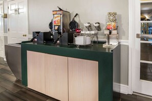 Desayuno continental incluido todos los días 