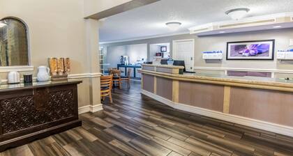 La Quinta Inn By Wyndham IH-10 West San Antonio TX