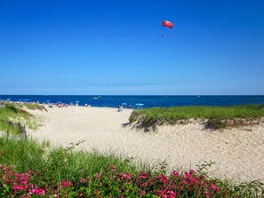 Private beach, sun-loungers, beach umbrellas, beach towels
