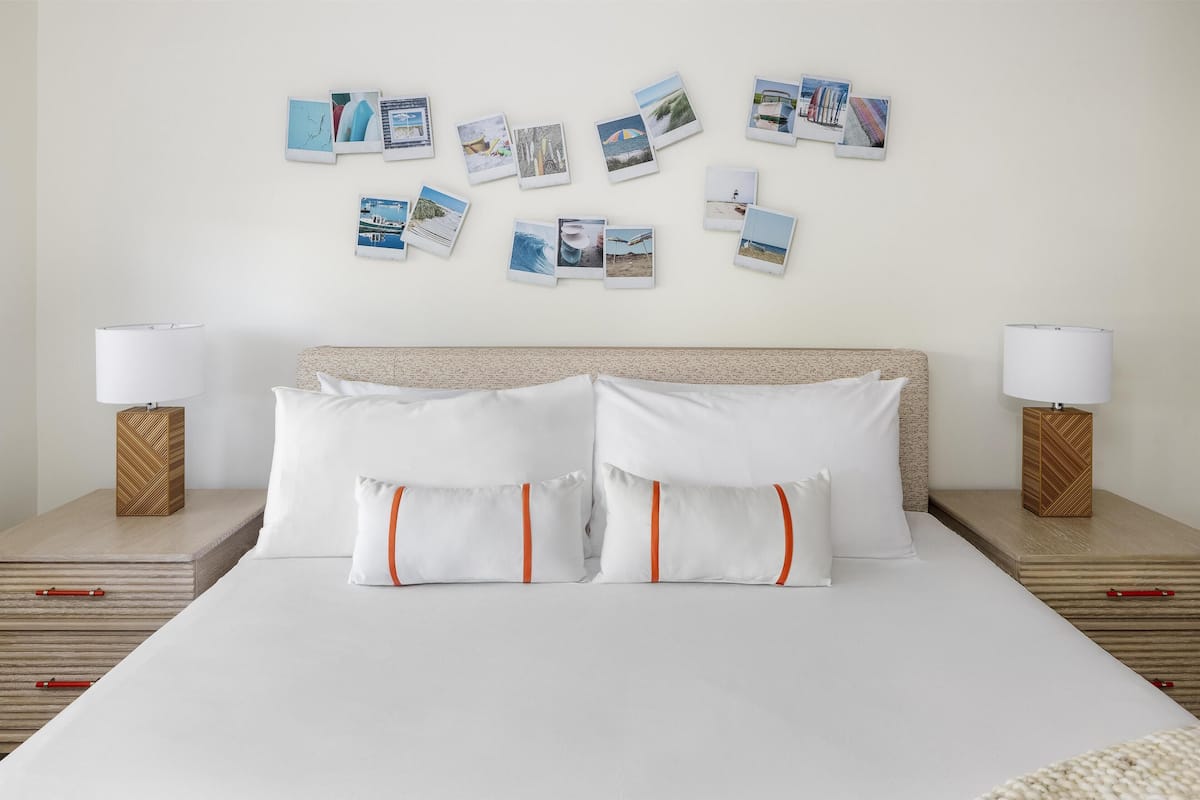 Suite, 1 Bedroom (Dog Friendly) | 1 bedroom, in-room safe, blackout curtains, iron/ironing board