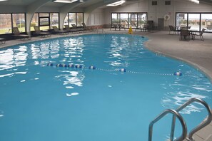 Piscine intérieure