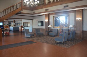 Lobby - Quality Inn Perrysburg - Toledo South (Perrysburg)