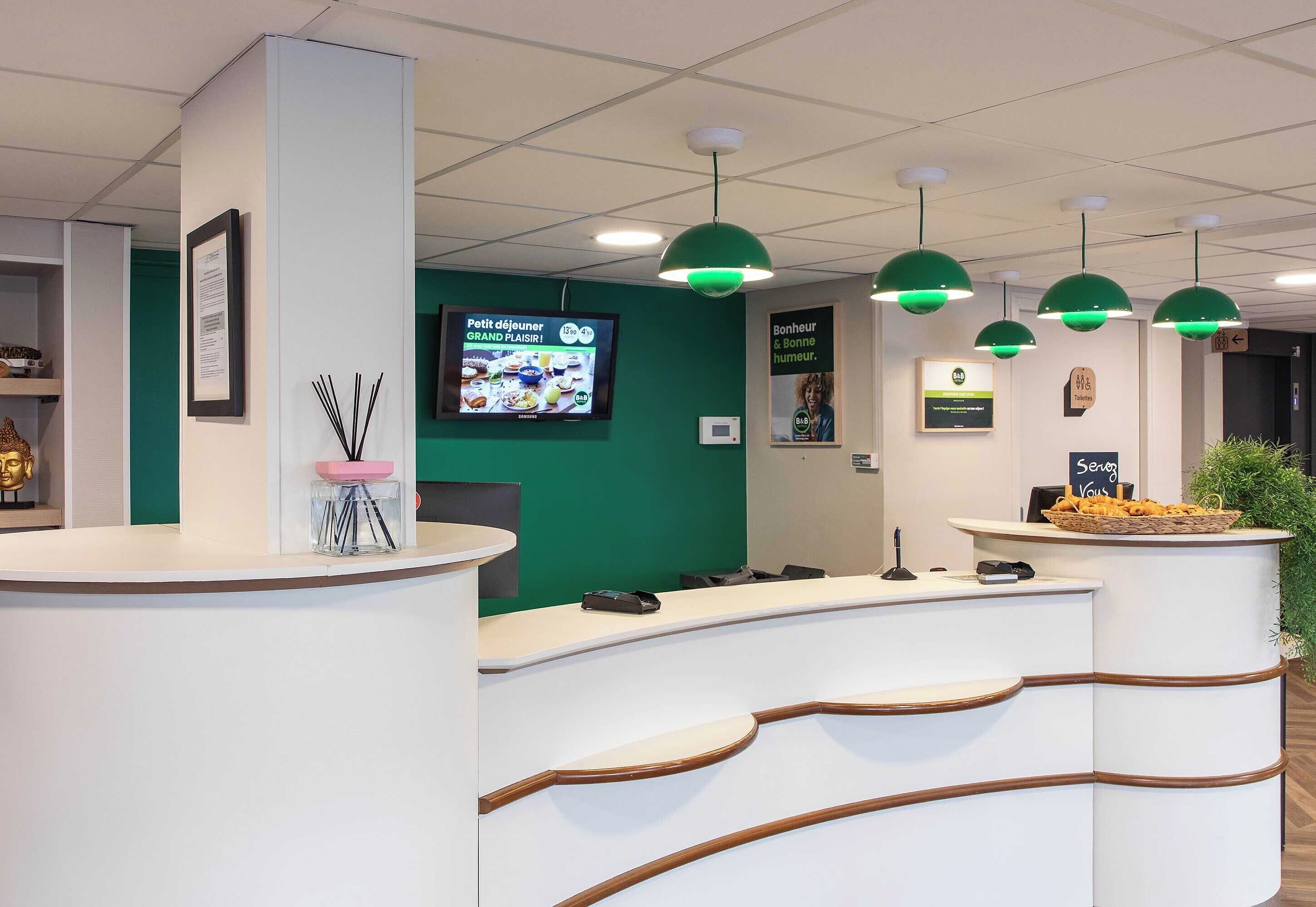 Foto - B&B HOTEL Lourdes Centre Gare 3 étoiles