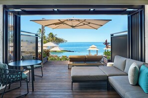Zimmer, 1 King-Bett, Erdgeschoss (Sundeck) | Pillowtop-Betten, Zimmersafe, Schreibtisch, Bügeleisen/Bügelbrett