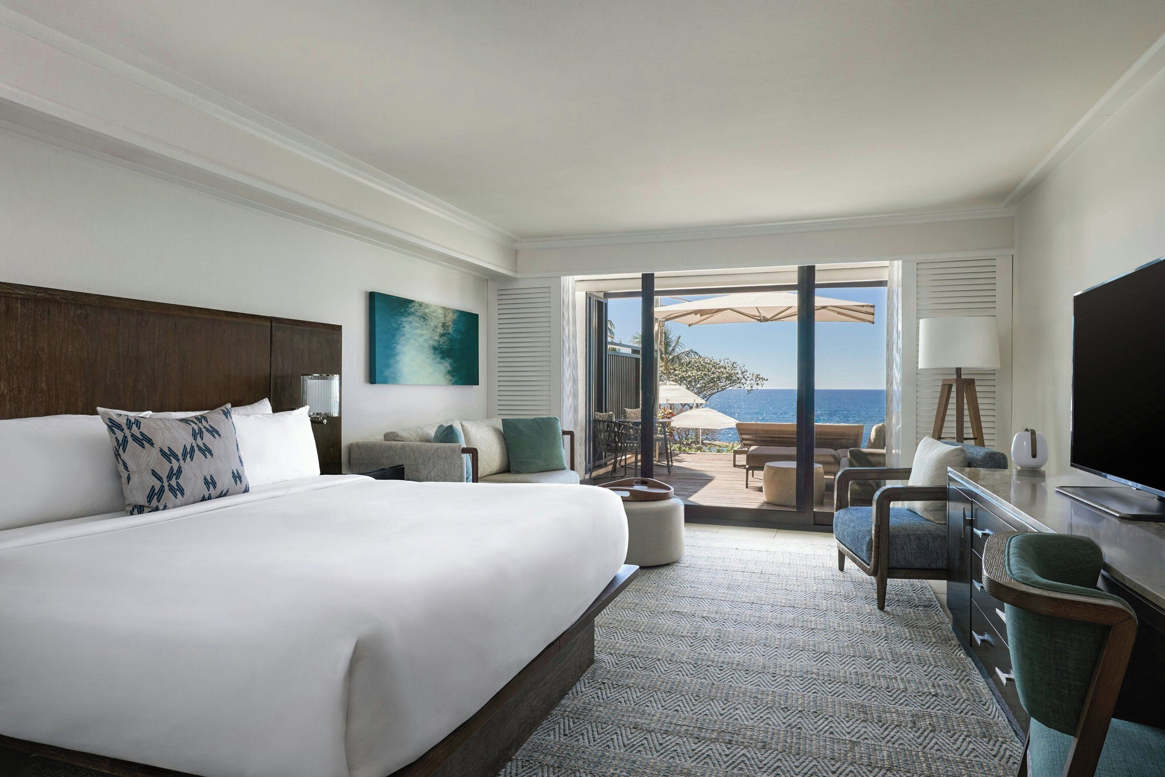 Premium Room, 1 King Bed, Ground Floor (Sundeck)