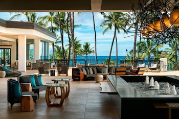Hotel Exterior at Wailea Beach Resort - Marriott, Maui