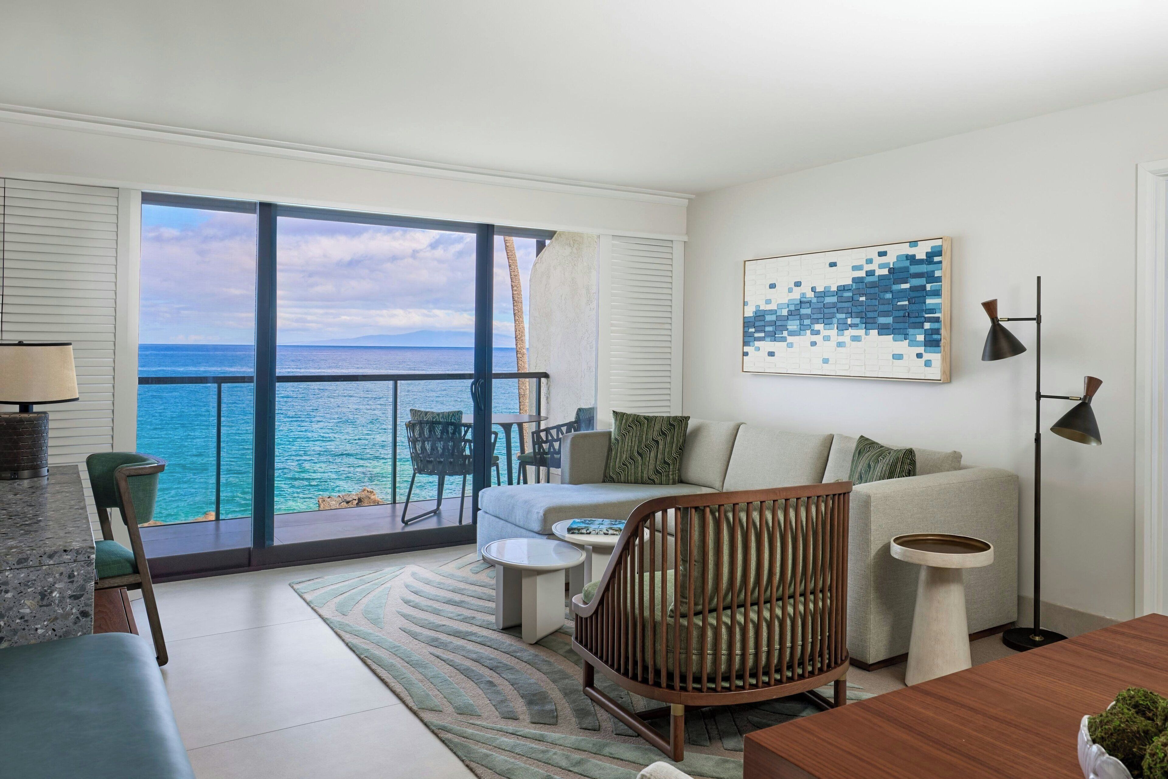 villa, 1 bedroom, oceanfront | living room | 55-inch smart tv with cable channels, tv, netflix