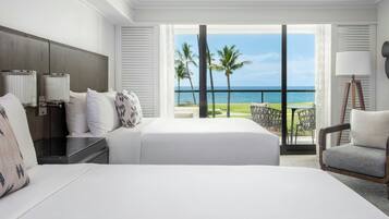 Premium kamer, 2 queensize bedden, uitzicht op zee (Balcony) | 1 slaapkamer, pillowtop-bedden, een kluis op de kamer, een bureau