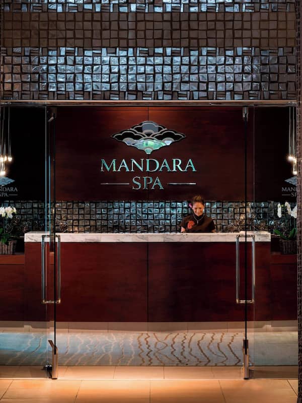 Body treatments, hydrotherapy, aromatherapy, body wraps, body scrubs