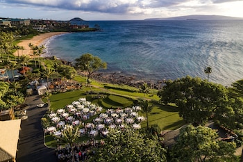 4 restaurants, breakfast served at Wailea Beach Resort - Marriott, Maui