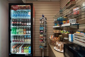 Snack-bar