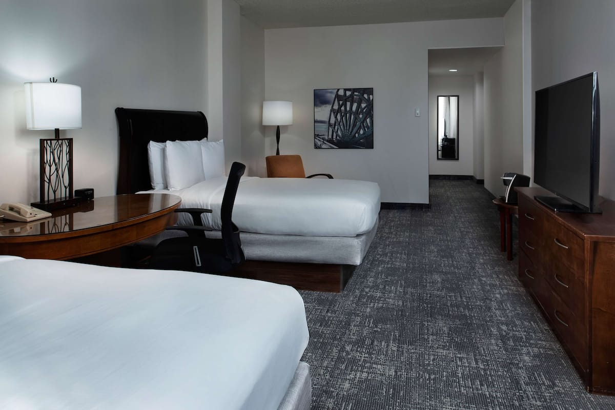 Standard Two Doubles | Desk, iron/ironing board, free cribs/infant beds, free WiFi