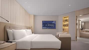 Jinling Tower Magic Three-Bedroom Family Room | Premium bedding, down comforters, minibar, in-room safe