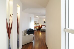 1 bedroom, in-room safe, blackout drapes, soundproofing