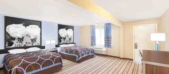 Super 8 by Wyndham Kingsville