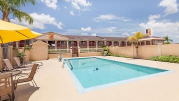 Alberca al aire libre