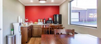 Econo Lodge Lanett