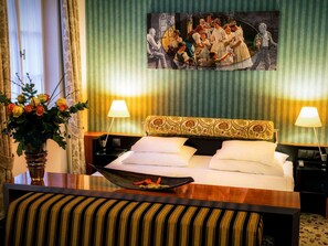 Privilege, Room, 1 King Bed | 1 bedroom, premium bedding, minibar, in-room safe
