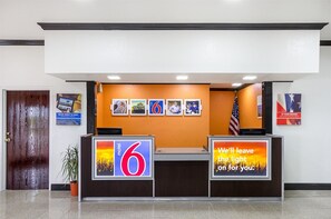 Reception - Motel 6 Sidney, OH (Sidney)