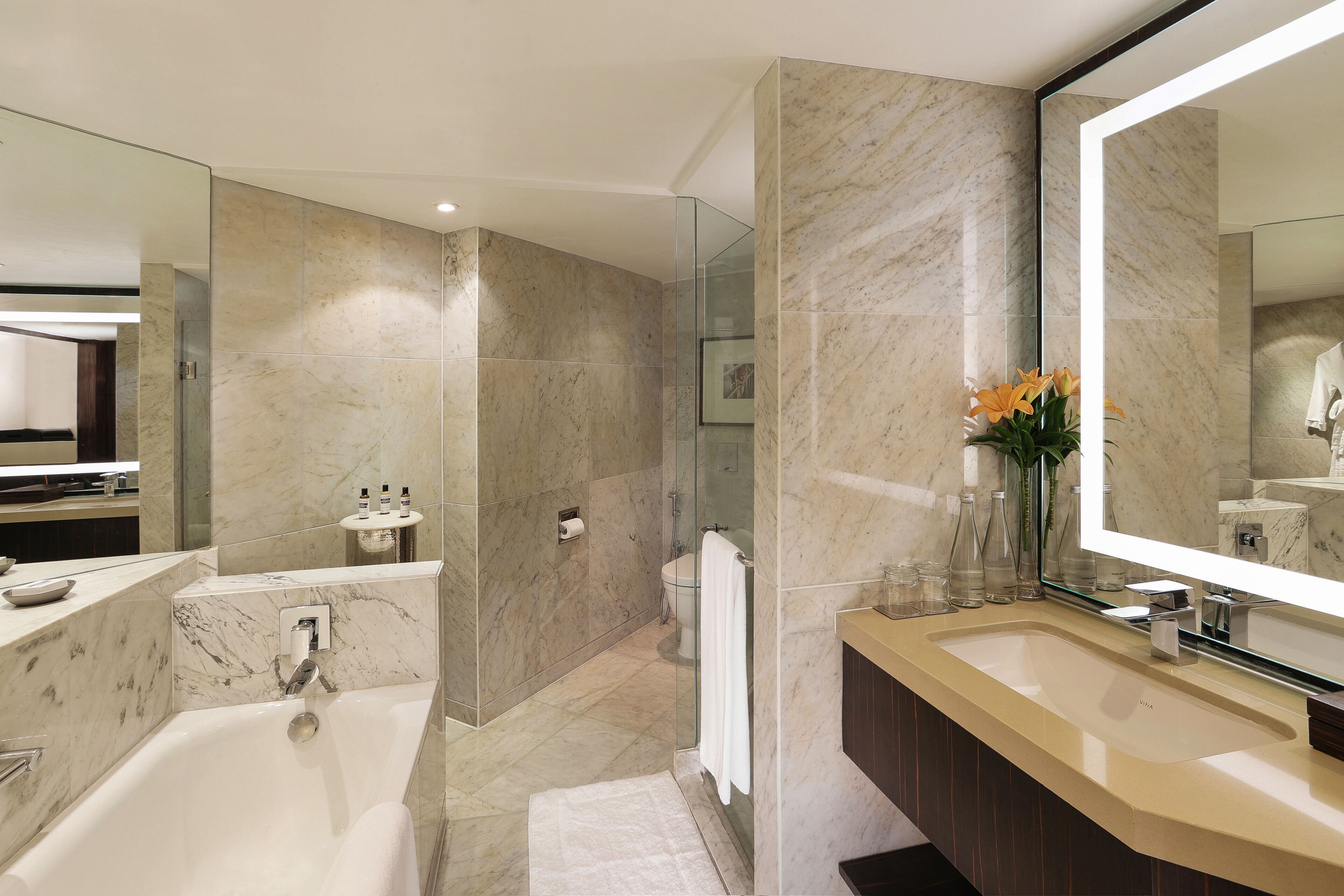 premier suite | bathroom | combined shower/bathtub, hair dryer, bathrobes, slippers
