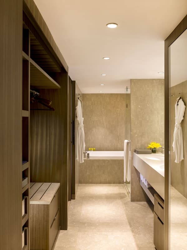 Combined shower/tub, hair dryer, bathrobes, slippers