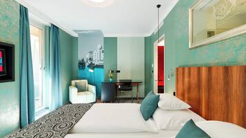 Double Room, Balcony | Minibar, in-room safe, desk, soundproofing