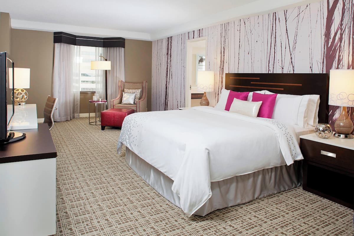 Pillow-top beds, minibar, in-room safe, desk