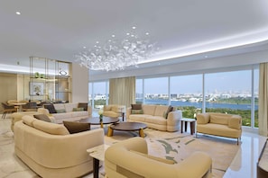 Royal Suite, 2 Bedrooms | 1 bedroom, premium bedding, minibar, in-room safe - Grand Hyatt Dubai (Dubai)