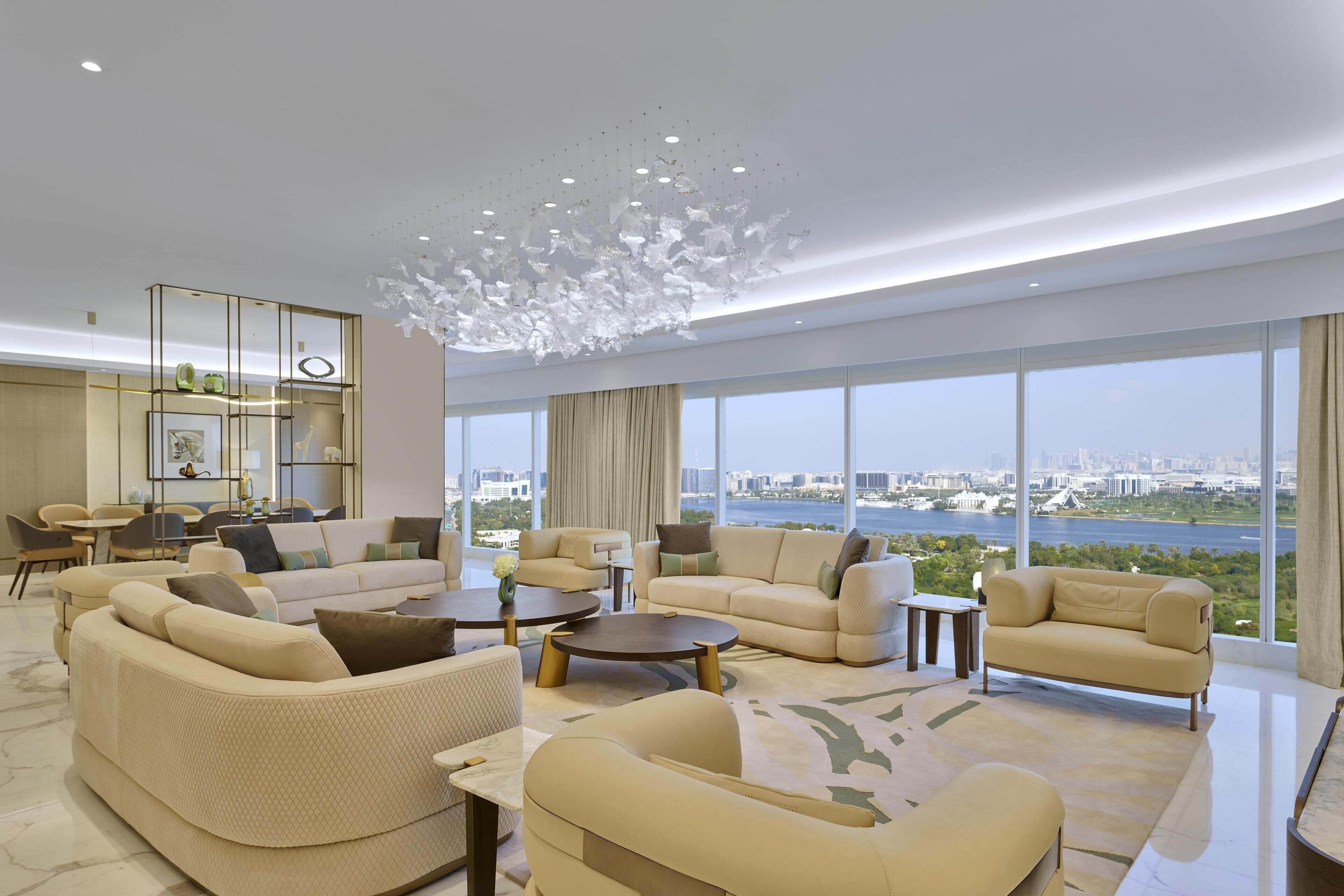 1 bedroom, premium bedding, minibar, in-room safe