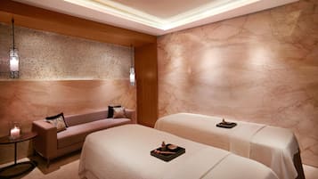 Salas de tratamiento para parejas, tratamientos corporales, aromaterapia