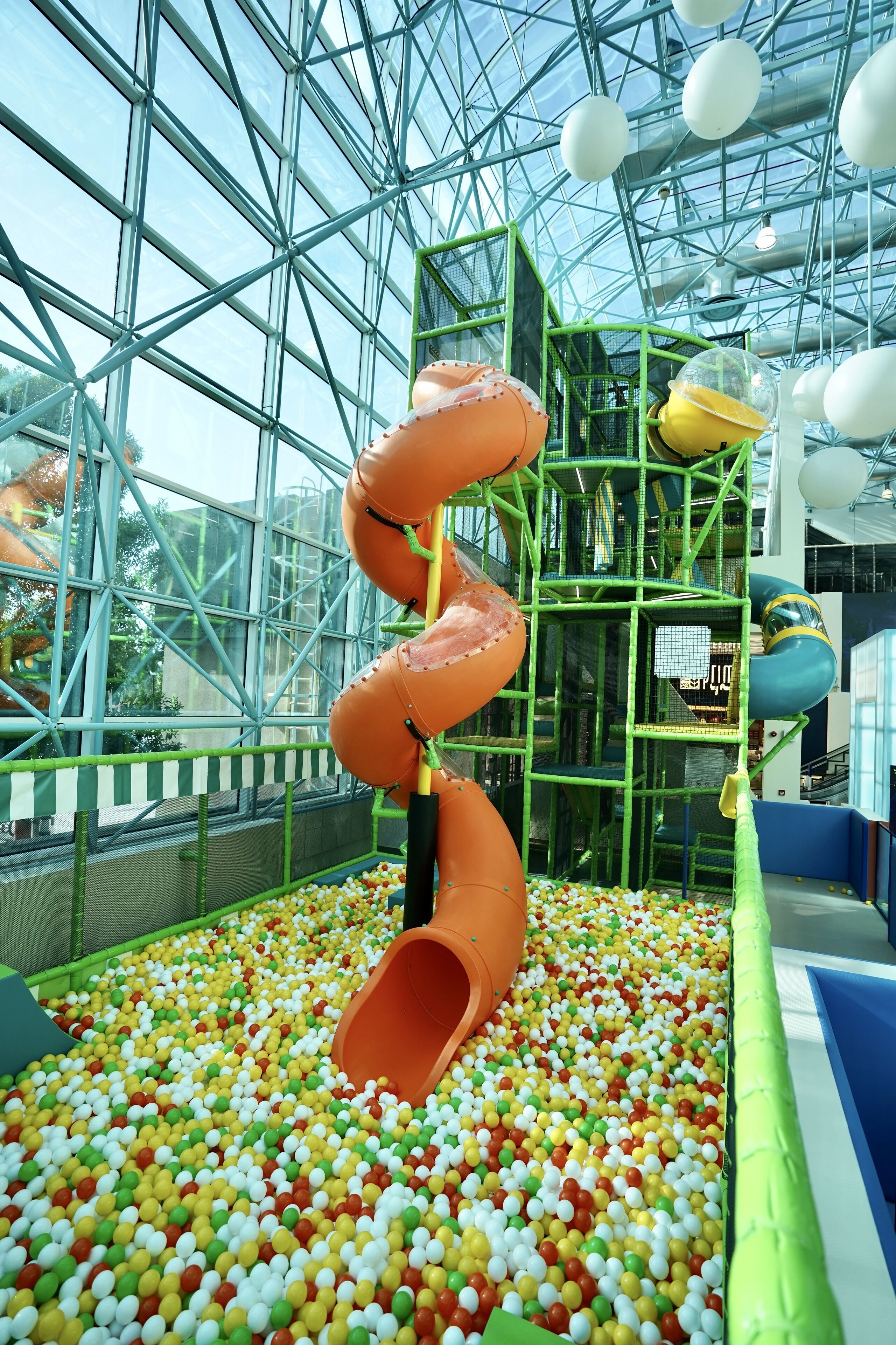 children’s play area – indoor