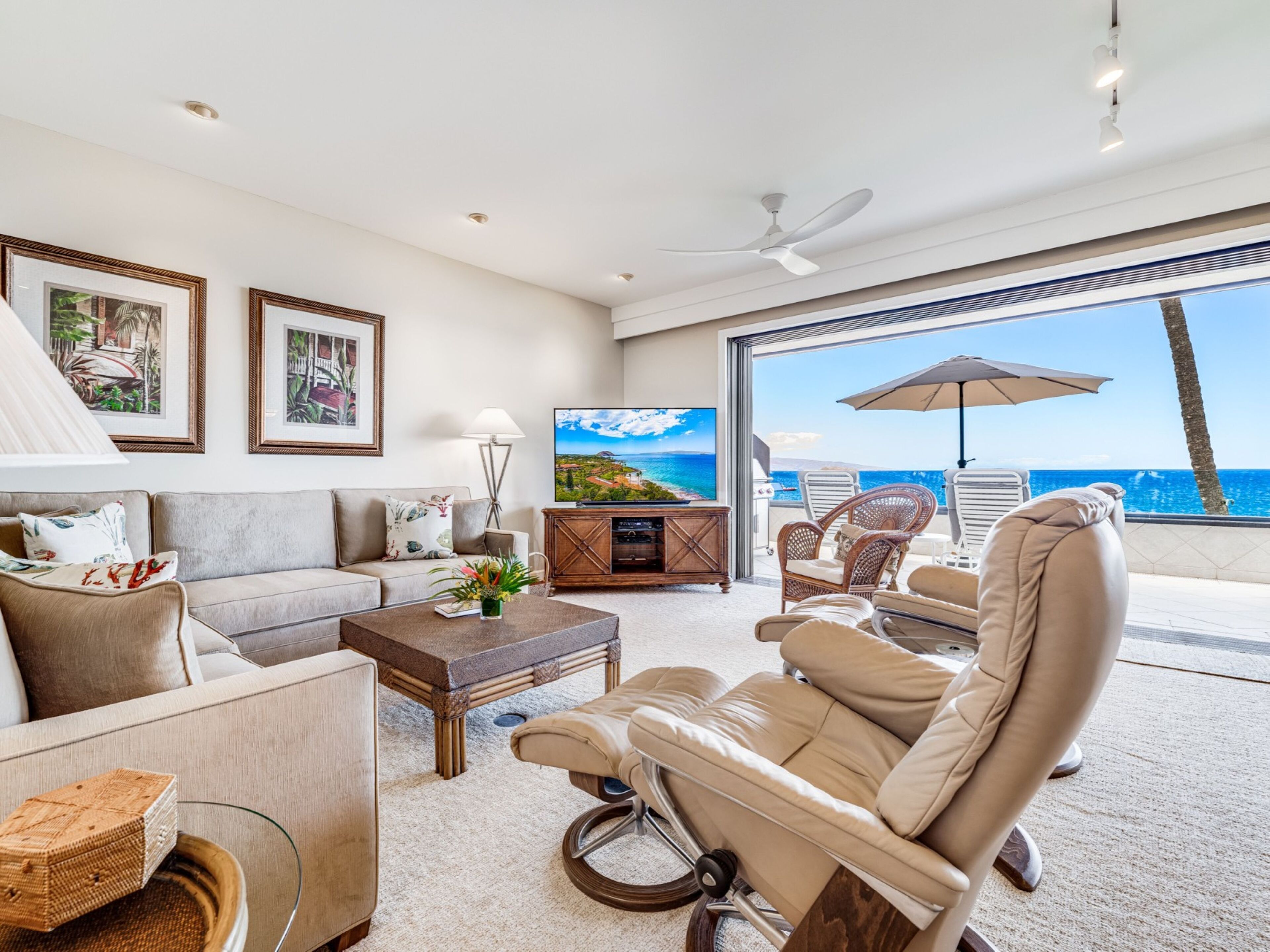 Condo, 2 Bedrooms, Oceanfront (B205) | Front of property