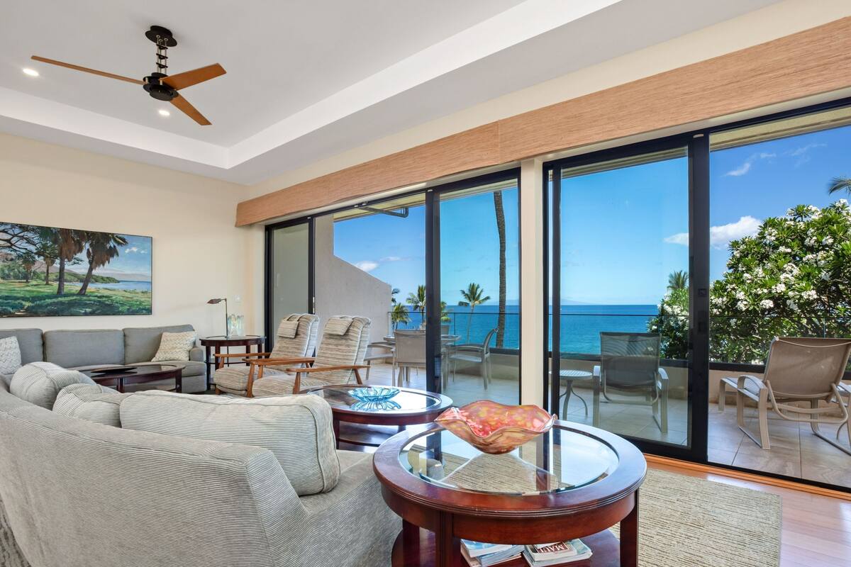 Condo, 2 Bedrooms, Oceanfront (C207) | Depan hartanah