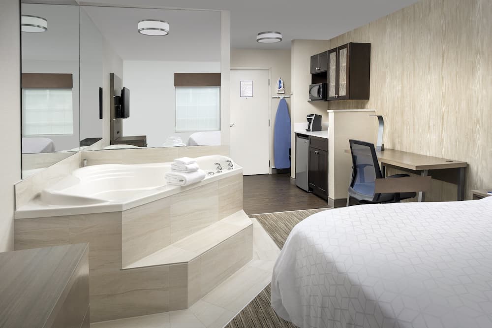Holiday Inn Express & Suites Annapolis by IHG