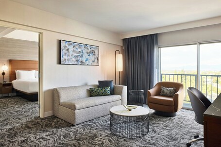Courtyard by Marriott Los Angeles - Sherman Oaks - view 2