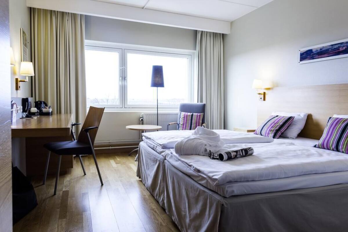 In-room safe, desk, laptop workspace, blackout drapes