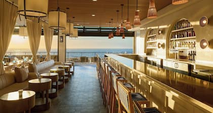 Ashore Oceanfront Hotel by Marriott