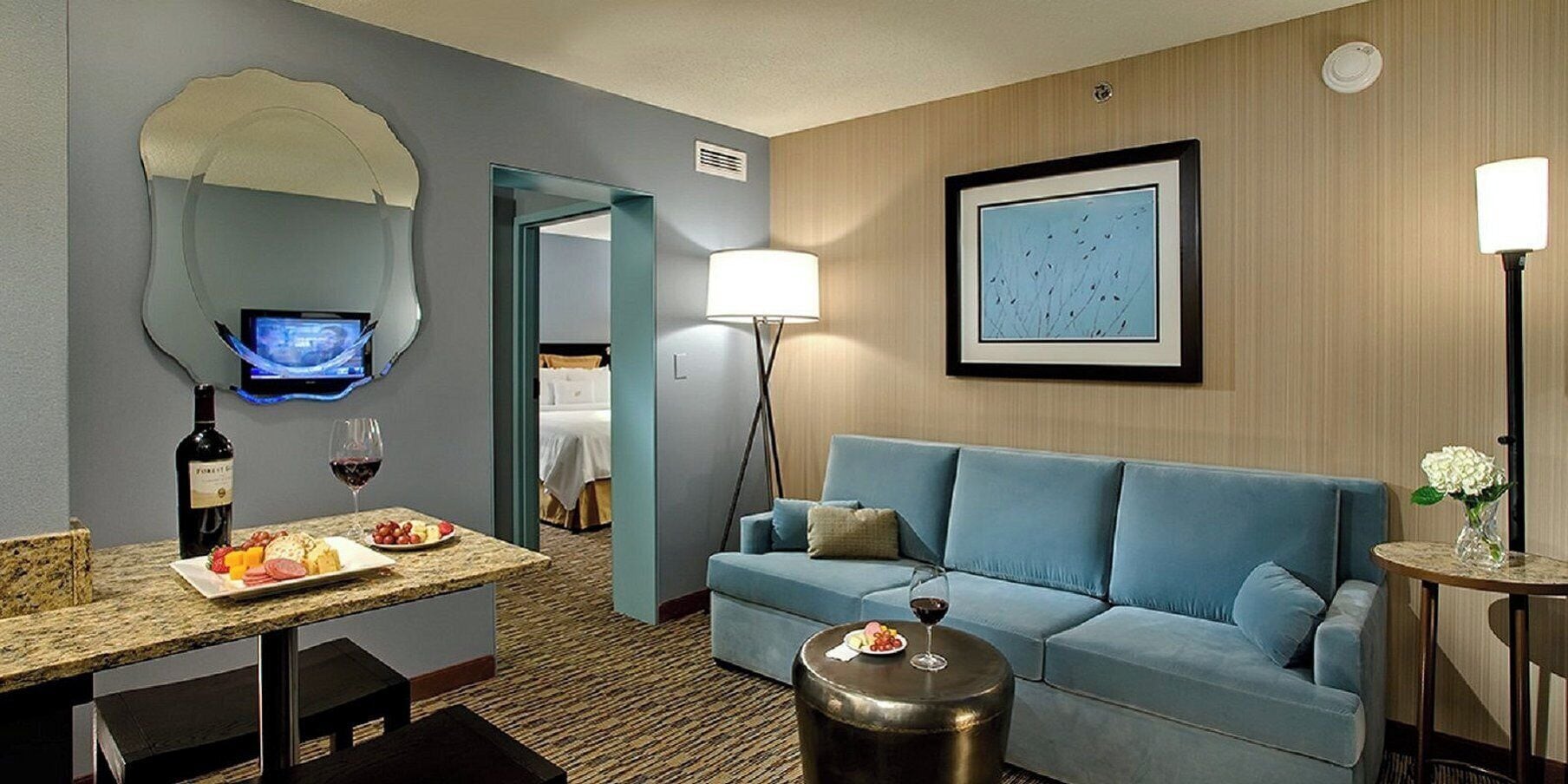 Executive Suite, 1 King Bed | Premium bedding, in-room safe, desk, blackout curtains
