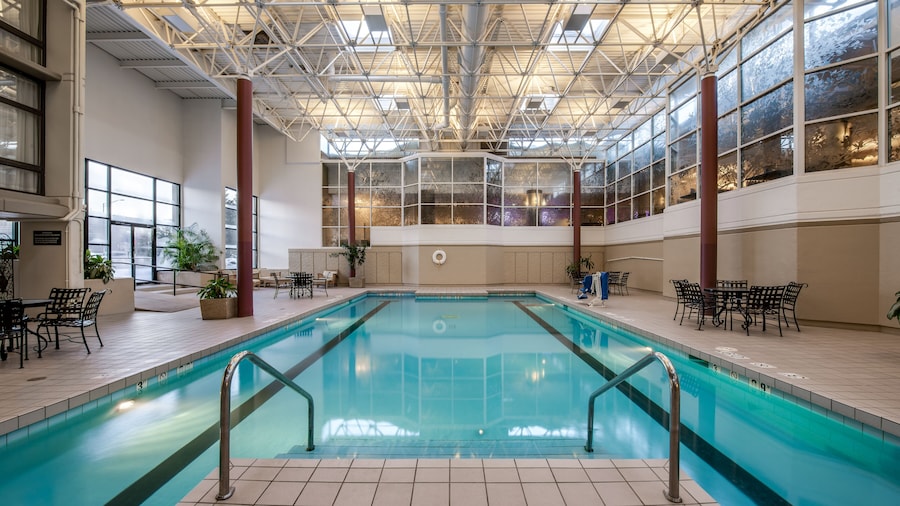 Crowne Plaza Chicago Ohare Hotel & Conf Ctr by IHG