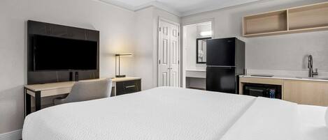 Ropa de cama de alta calidad y escritorio