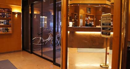 Berlin Plaza Hotel am KurfĂŒrstendamm