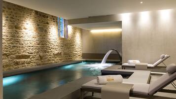 Indoor pool, seasonal outdoor pool, sun loungers