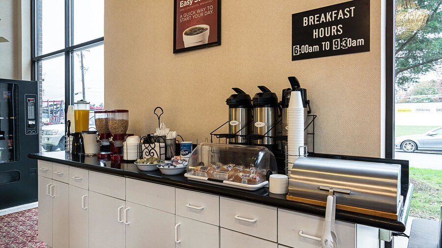 Econo Lodge Andrews Air Force Base