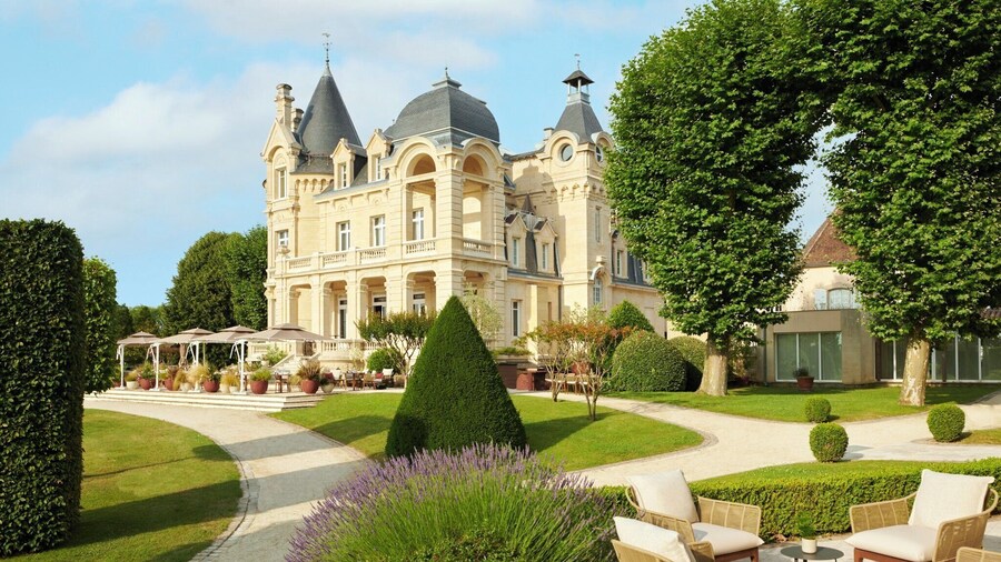 Château Hotel Grand Barrail