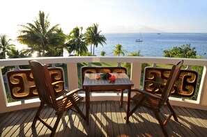 Premium Room, 1 King Bed (Moorea Island View) | Beach/ocean view
