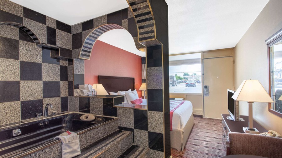 Ramada Limited Cockeysville