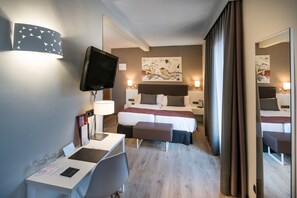 1 bedroom, minibar, in-room safe, desk