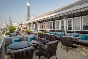 4 restaurants, spécialités Cuisine internationale