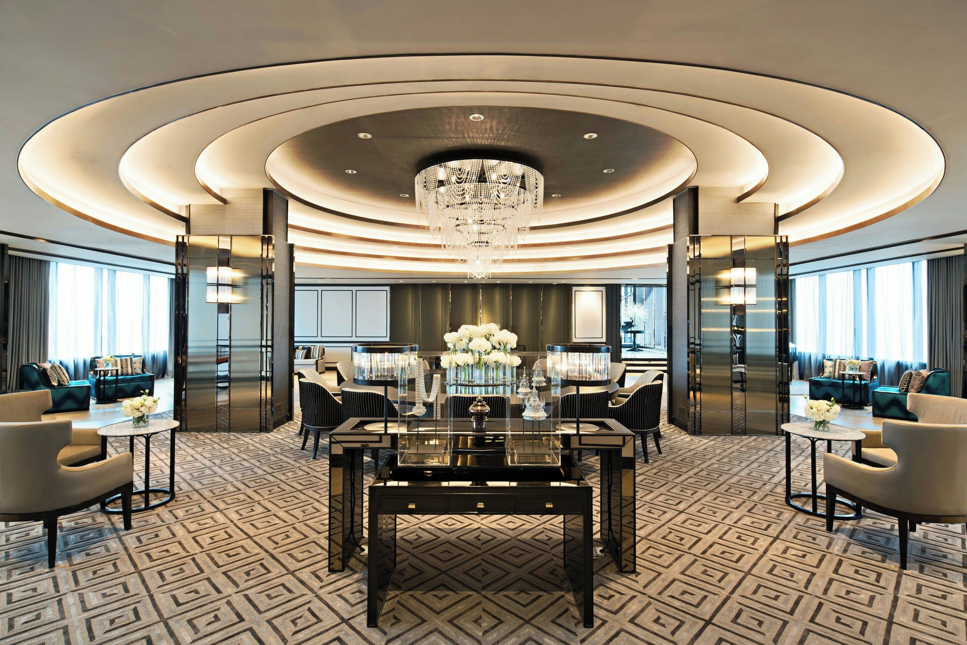 Club Suite, 1 Double Bed | Living area