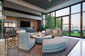 Suite Club, 1 lit double | Coin séjour